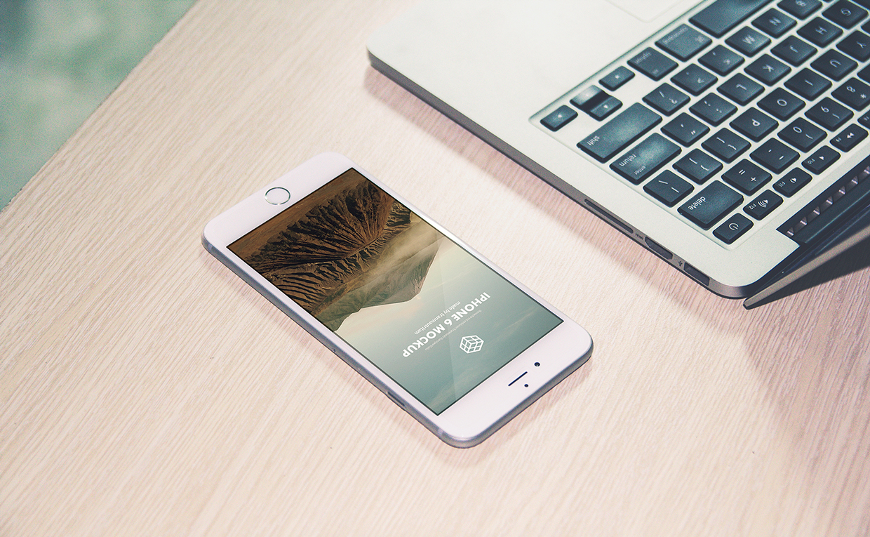 Free Photorealistic iPhone 6 Mockups