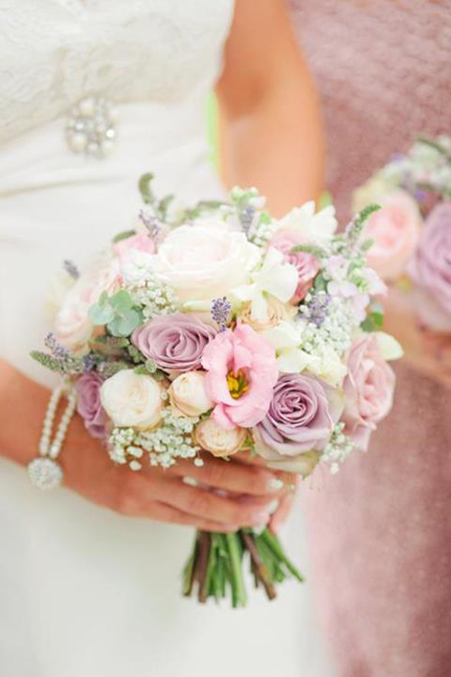 Rose and Lisianthus Bouquet