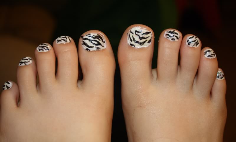 Zebra Toe Nail Design