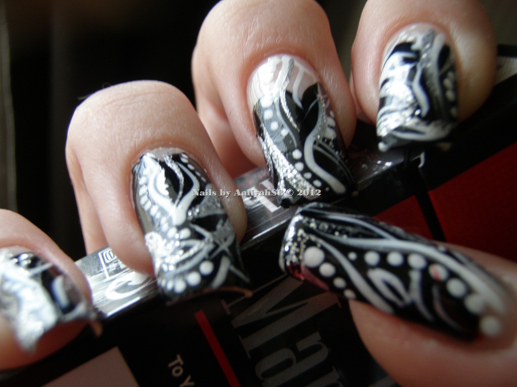 Black and Silver Nail Art Designs