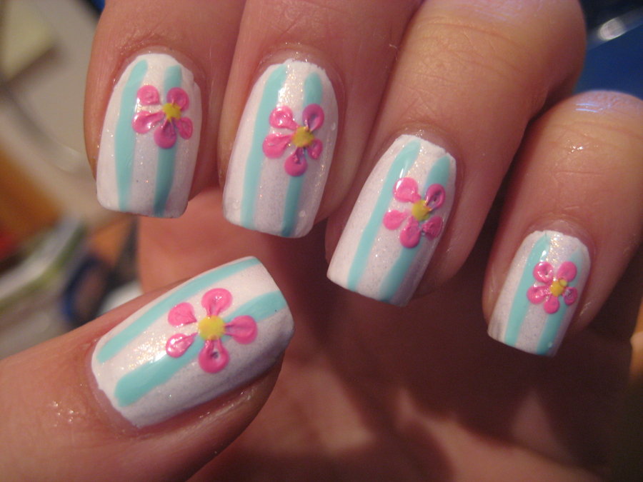 Easy Flower Nail Art