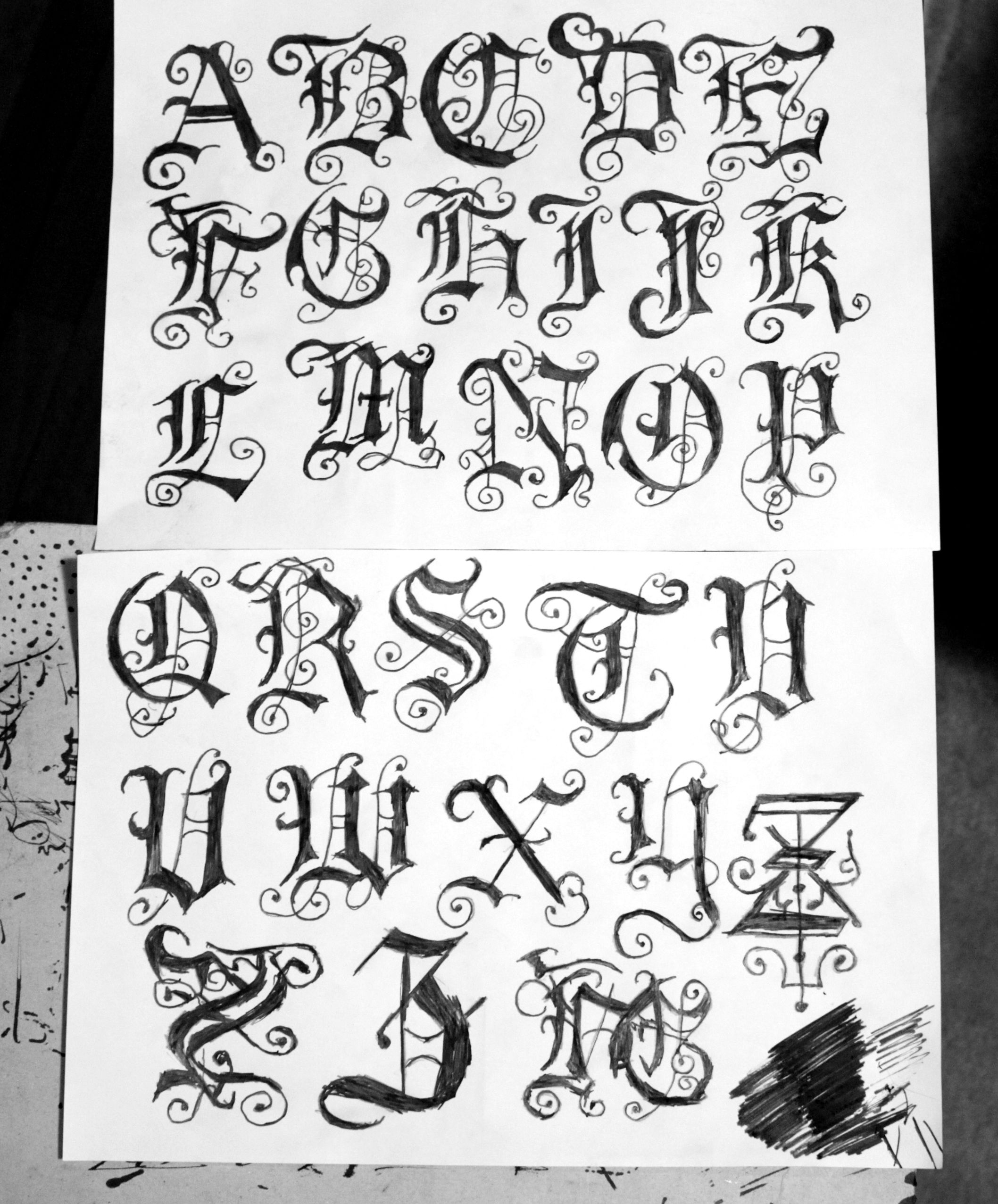 Gothic Calligraphy Font Gothic Calligraphy Font